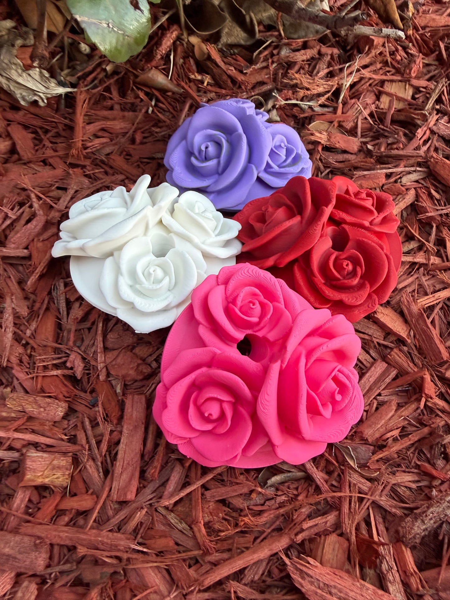 16oz 3D Trio Roses Topper