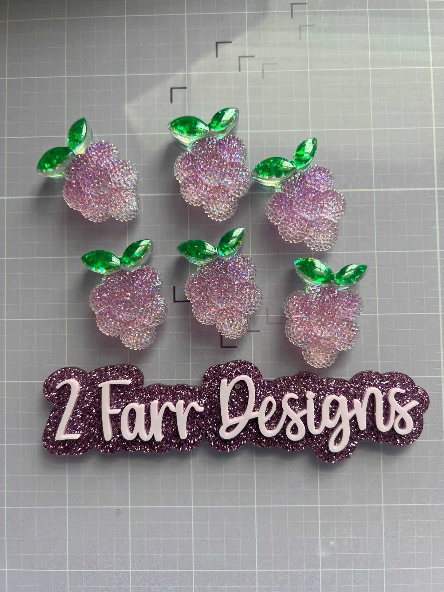 Grapes Resin Flatback Charms