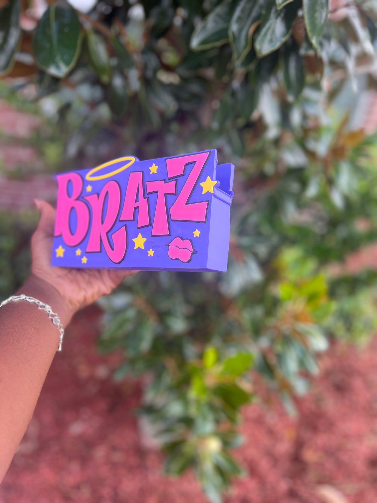 3D Bratz Pen Holder