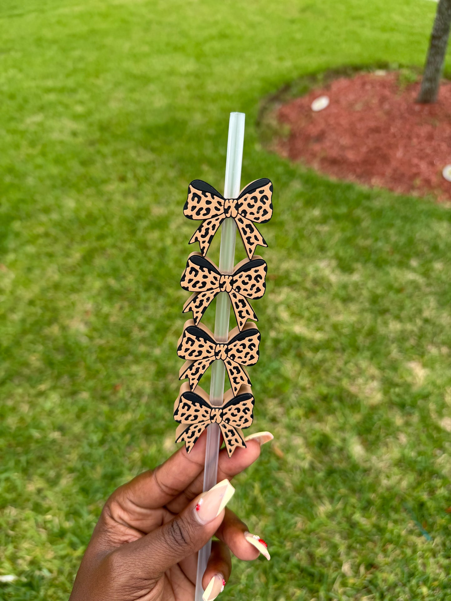 Cheetah Bow Straw Buddy