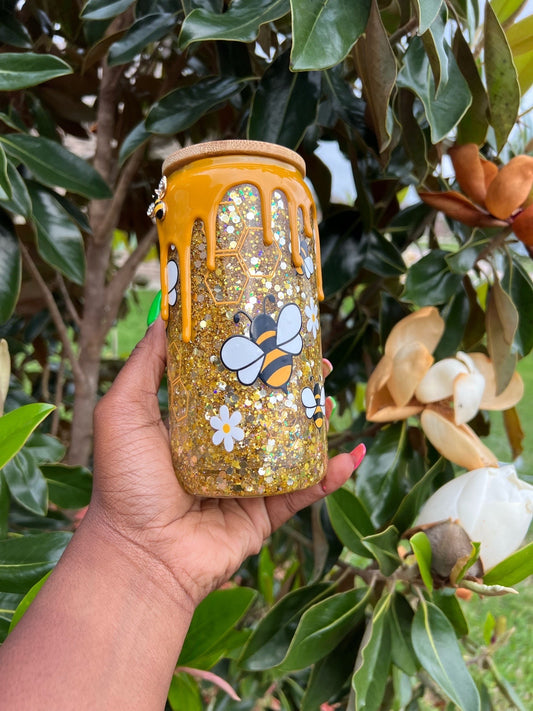 16oz Bumblebee Themed Snowglobe